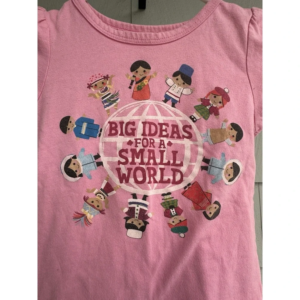 Disney Early 2000's Era It's a Small‎ World Pink T-Shirt Girls 4T XS Made in USA